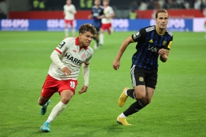 Lawrence Ennali, Tobias Schwede Rot-Weiss Essen vs. 1. FC Saarbrücken Spielfotos 19.09.2022