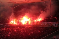 Pyrotechnik im Union Block beim Berliner Derby