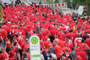 Union Berlin Marsch zum Ruhrstadion Bochum Mai 2019