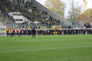 Aachen Fans Gästeblock Polizeieinsatz in Essen 30-10-2021