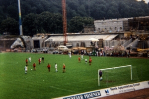 Stadion am Zoo, Anfang 90er Jahre