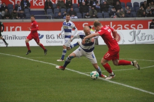 Spielszenen Bielefeld  in Duisburg