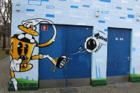 Graffiti am Sportplatz Wiener Straße