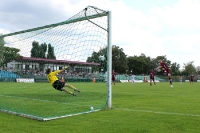Norbert Lemcke verwandelt den Strafstoß zum 2:1 gegen den SV Empor Berlin (Testspiel)