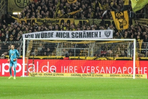 Dortmunder Spruchband gegen RB Leipzig