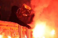 Dortmunder Ultras zünden Pyro in Dresden