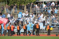 CFC Fans und Spieler feiern Sieg beim BVB II 2012