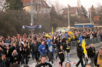 Braunschweiger Fans auf dem Weg zum Olympiastadion