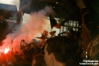Fans von Eintracht Frankfurt bei Borussia Dortmund im Westfalenstadion, Old School Anfang der 90er