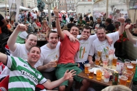 beste Stimmung unter den irischen Fußballfans in Poznan (Posen)