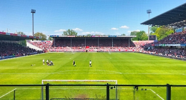 FC Energie Cottbus vs. FC Rot-Weiß Erfurt 