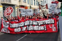 Fans des 1. FC Kaiserslautern bei der Fandemo 2010