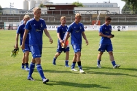 Spieler des FC Carl Zeiss Jena nach der Hitzeschlacht beim BFC