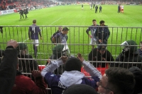 Enttäuschte Aue Fans nach dem Spiel bei Union Berlin