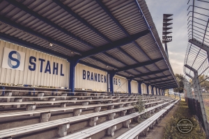 Stadion am Quenz (noch mit Flutlichtmasten)