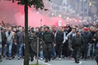 Fortuna Fans zünden Rauchbomben in Bochum