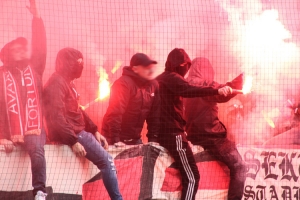 Pyroshow Ultras Düsseldorf in Duisburg 11-03-2018