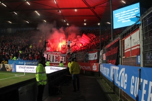 Rot Weiße Pyroshow Düsseldorf in Bochum 2017