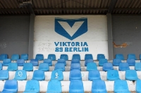 Friedrich-Ebert-Stadion in Berlin / Logo vom BFC Viktoria 1889