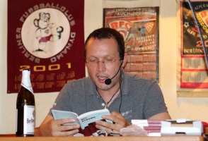 Marco Bertram bei einer Lesung