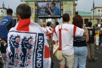 englische Fußballfans bei der WM 2006 auf der Fanmeile in Berlin