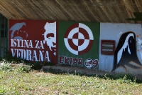 Graffiti am Olimpijski Stadion in Sarajevo