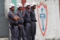 Brasilianische Polizisten im Estádio Municipal Governador Virgílio Távora, Foto: T. Hänsch www.unveu