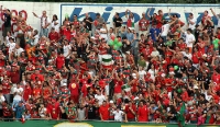 Fußballfans des Portuguesa FC sorgen im Mirandão für tolle Stimmung, (Foto: T. Hänsch www.unveu.de)