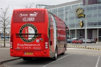 Mannschaftsbus von Feyenoord Rotterdam bei Vitesse Arnhem