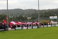 Fans des Derry City FC zu Gast bei den Finn Harps