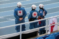 Sanitäter vom Cruz Roja im Stadion 