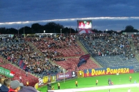 Lücken in der Kurve bei Pogon Szczecin vs. Lechia Gdansk