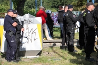 Polnische Polizei nimmt Fußballfans aus Gdansk in Augenschein