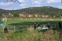 FK Rajac, idyllisch gelegener Sportplatz, Unterklassenfußball in Serbien,