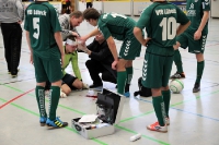 Torwart des VfB Lübeck mit Kopfverletzung