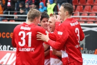 Hallenser Freude über den Sieg gegen Rostock