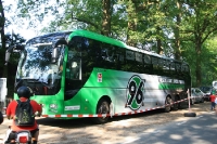 Hannover 96 auf dem Weg zum Testspiel in Celle