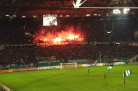 Pyroshow der H96-Fans beim Pokalspiel gegen Dynamo Dresden