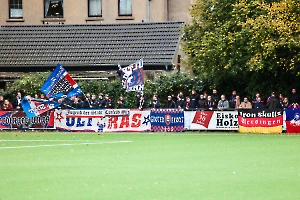 KFC Uerdingen Fans bei Adler Union Frintrop 29.10.2023