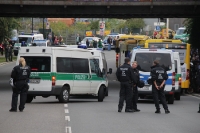 Polizeieinsatz in Essen: Ankunft der KFC Fans