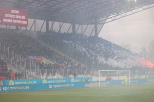 MSV Duisburg Fans zünden Pyro Anzeigentafel