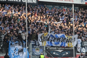 MSV Fans, Spieler feiern Sieg über Münster
