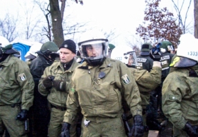 Polizeieinsatz im Mommsenstadion (2008)