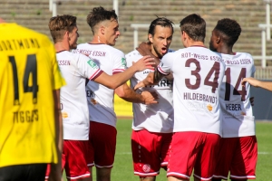 Felix Backszat Torjubel BVB U23 gegen RWE Spielszenen 20-09-2020