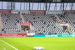 Stadion Essen ausverkauft zu Corona RWE Fortuna  02-10-2020