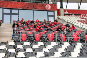 Stadion Essen Corona Sitzplätze Abstand  RWE vs. Münster 17-10-2020