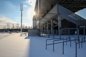 Stadion Essen im Schnee Winter Februar 2021