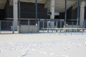 Westtribüne Stadion Essen im Schnee Winter Februar 2021