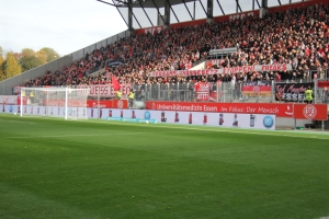 Versammlungsgesetz stoppen Essen Fans Banner 30-10-2021