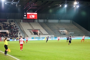 6.700 Zuschauer Rot-Weiss Essen - Bonner SC RL-West Spielfotos 10-12-2021